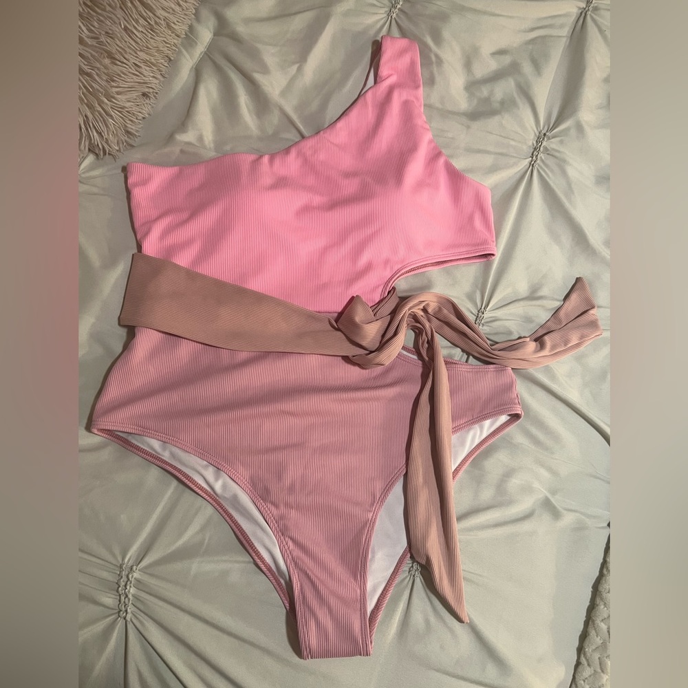 🎉 HP 🎉 SOAKING UP THE SUN PINK ONE PIECE SWIMSUIT - Picture 8 of 10